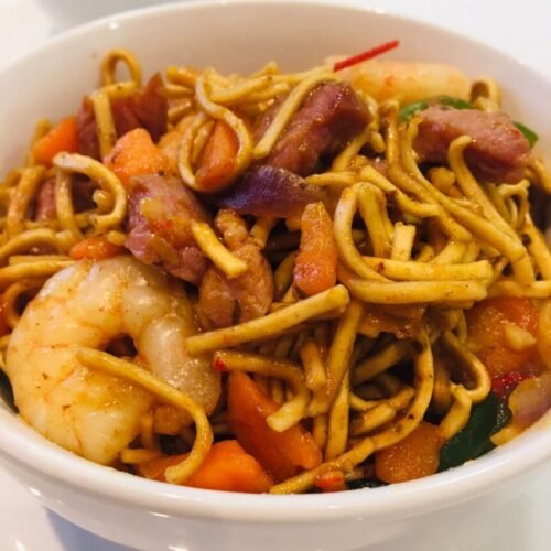 Chow Mein de Camarones y Cerdo