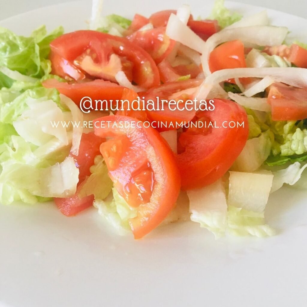 Ensalada verde dominicana. mundial recetas. recetas de cocina mundial