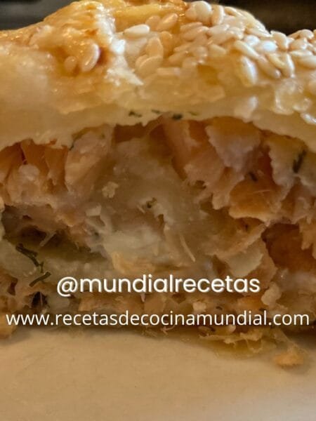 Trozo de Pastel Salado de Salmón curado